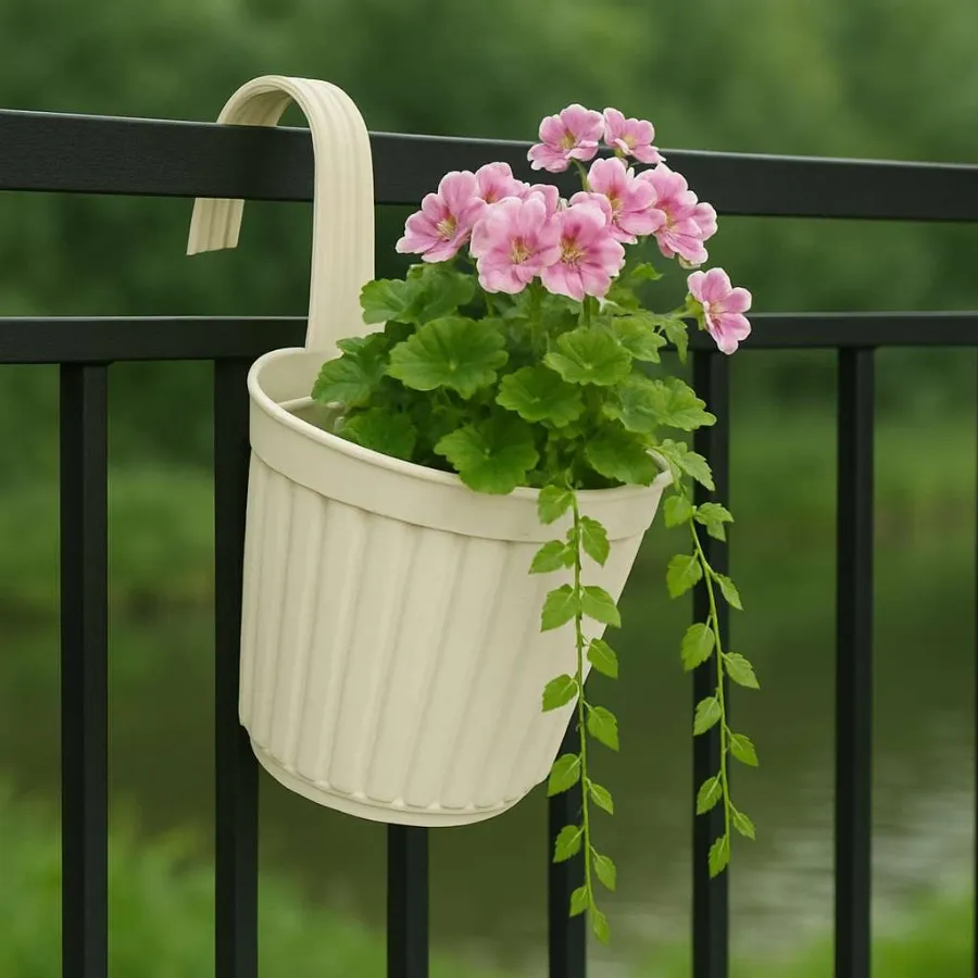 Railing Hook Pots view 6
